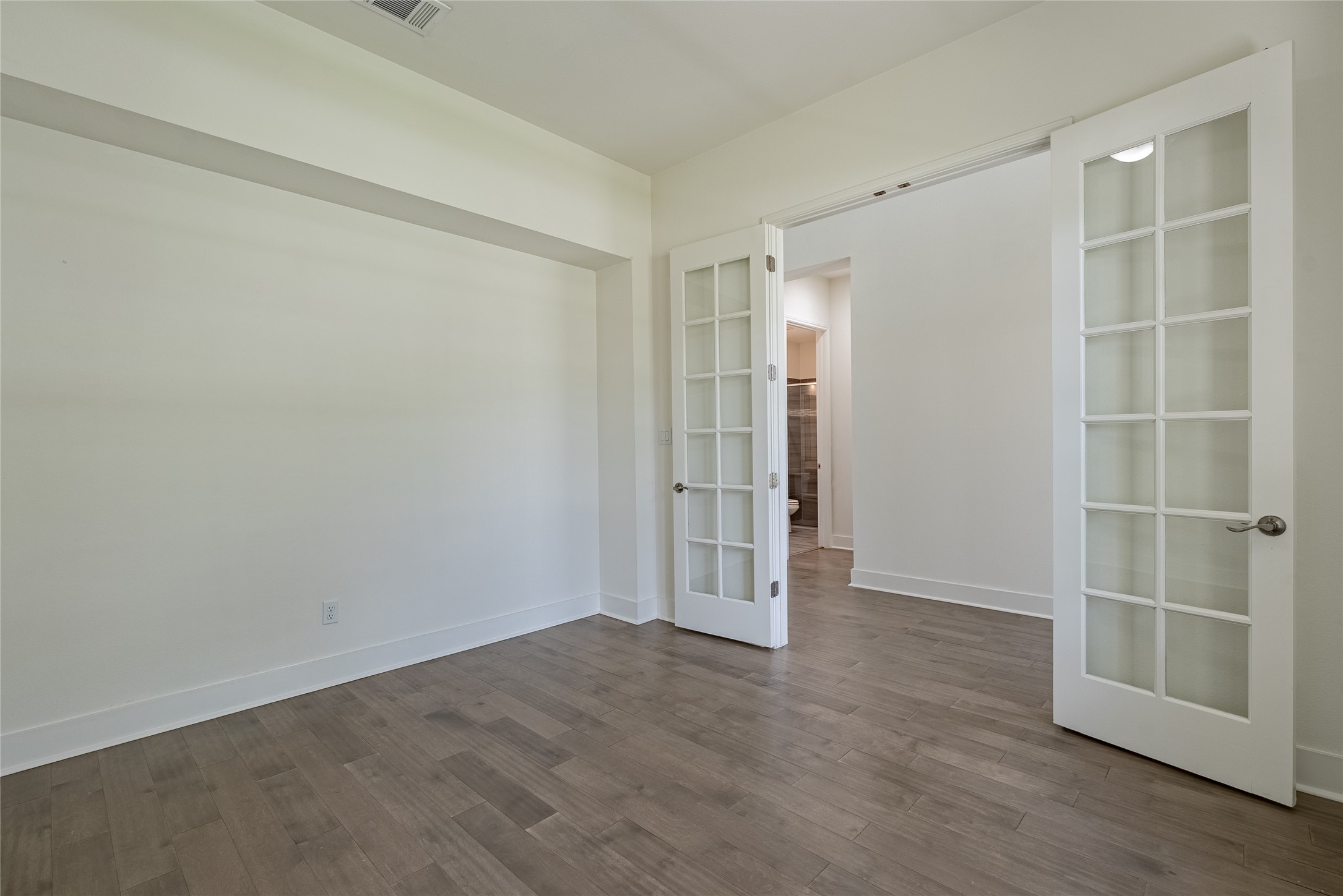 212 Eiglehart Road Austin, TX 78737 - Photo 17 of 31