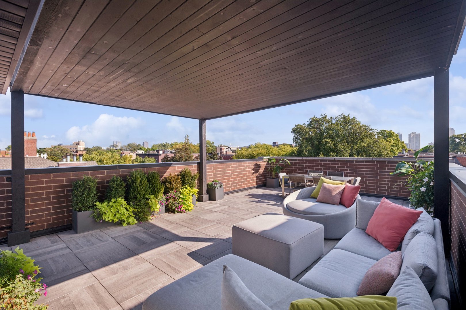 2622 North Racine Avenue, Unit 3 Chicago, IL 60614 - Photo 21 of 28 a balcony with furniture and a potted plant