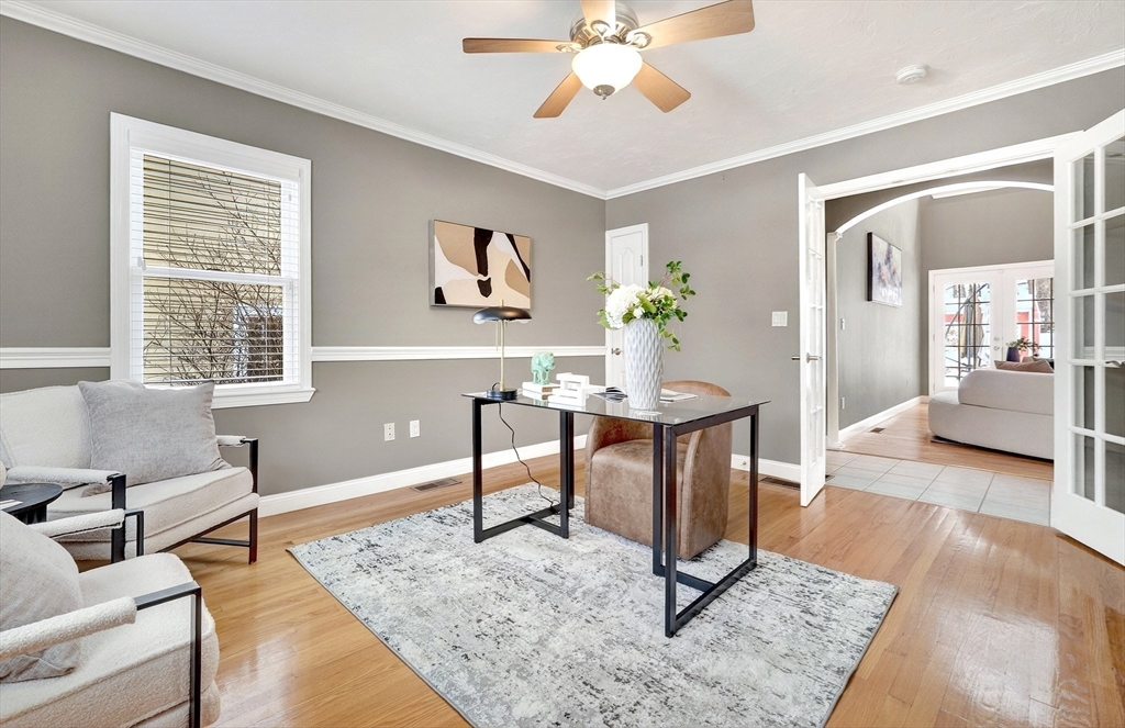 447 Waban Avenue Newton, MA 02462 - Photo 22 of 42 a living room with furniture rug and window