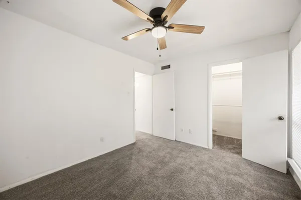 $2,000 | 438 Arborview Drive, Garland, TX 75043