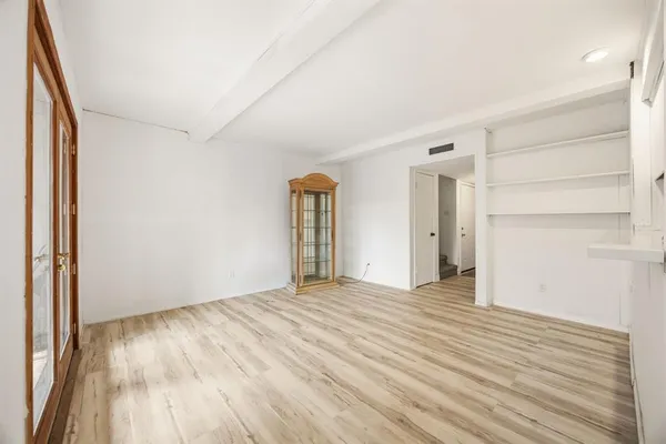 $2,000 | 438 Arborview Drive, Garland, TX 75043