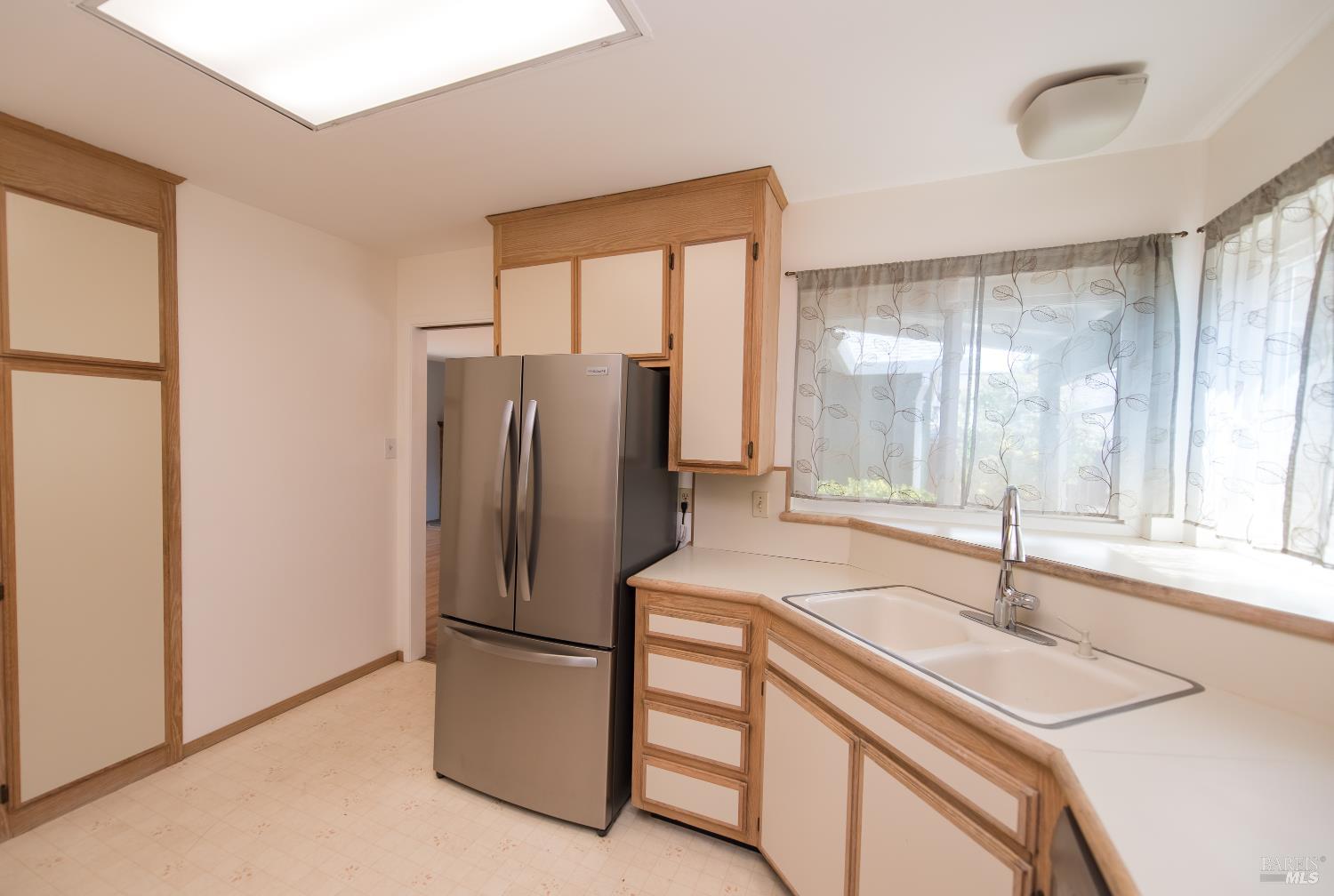 3371 Mayette Avenue Santa Rosa, CA 95405 - Photo 13 of 35 Gallery Image 13