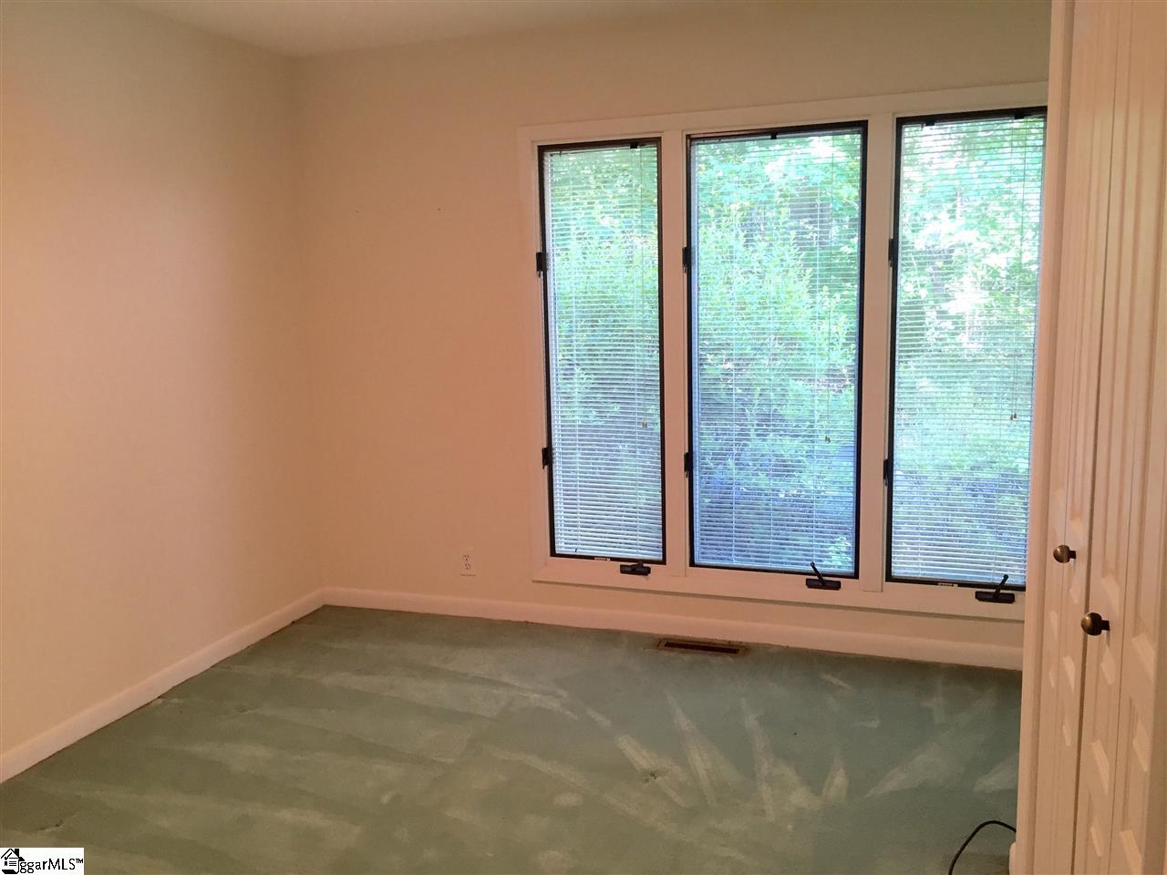 220 River Bend Road Greenville, SC 29617 - Photo 11 of 23 Gallery Image 11
