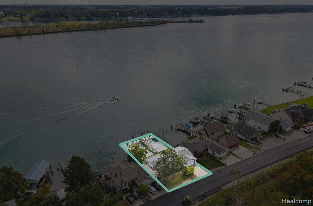 1015 River Road St. Clair, MI 48079 - Photo 2 of 42