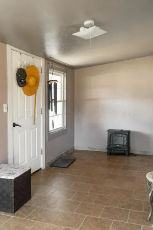 $98,000 | 205 South Main Street, Wheeler, TX 79096