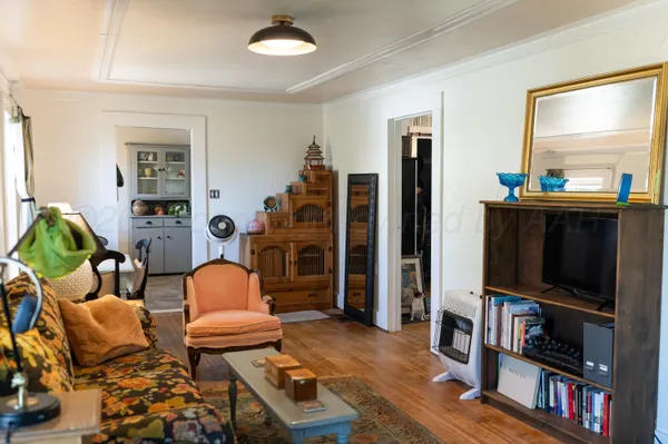 $98,000 | 205 South Main Street, Wheeler, TX 79096