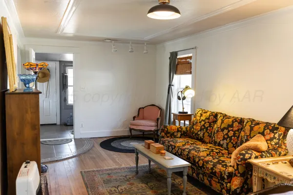 $98,000 | 205 South Main Street, Wheeler, TX 79096