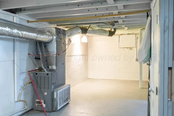 $98,000 | 205 South Main Street, Wheeler, TX 79096