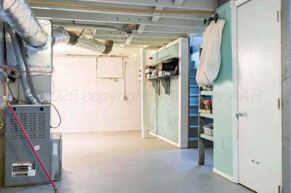 $98,000 | 205 South Main Street, Wheeler, TX 79096