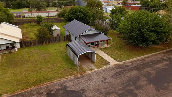 $98,000 | 205 South Main Street, Wheeler, TX 79096