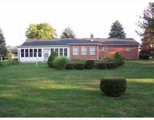 7525 Frederick-Garland Road Englewood, OH 45322 - Photo 3 of 12