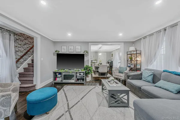 $699,999 | 2270 Edna Court, Baldwin, NY 11510