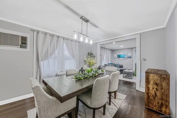 $699,999 | 2270 Edna Court, Baldwin, NY 11510