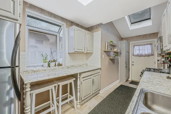 $699,999 | 2270 Edna Court, Baldwin, NY 11510