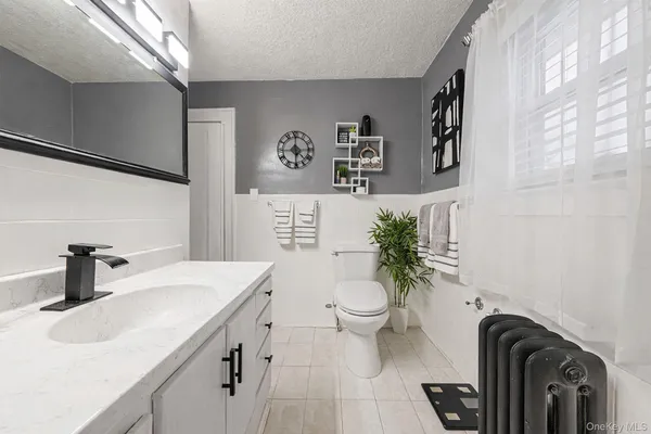 $699,999 | 2270 Edna Court, Baldwin, NY 11510