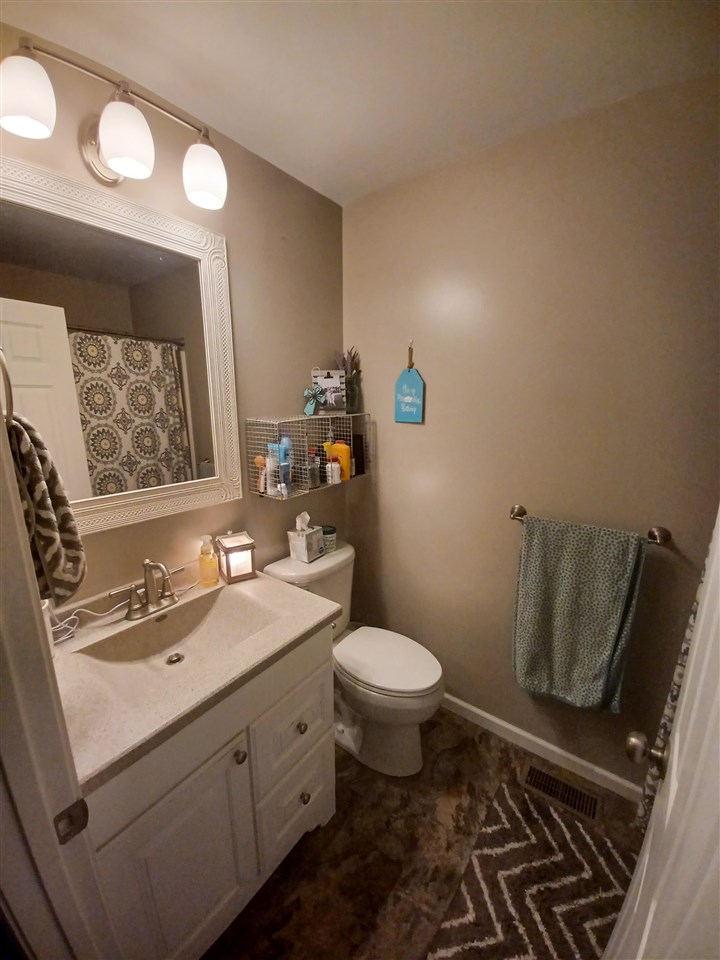13417 Gasper Road St. Charles, MI 48655 - Photo 12 of 23 50079778-11.JPG