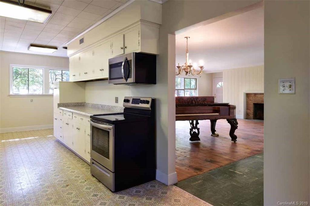 335 Biscoe Road Troy, NC 27371 - Photo 7 of 36