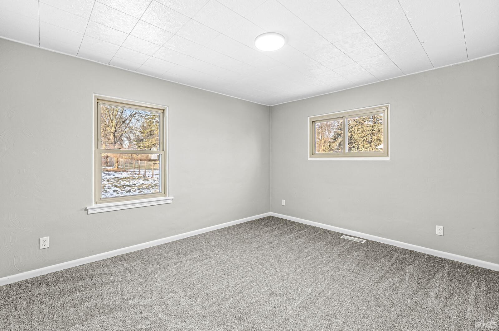 15923 Ireland Road Mishawaka, IN 46544 - Photo 19 of 36 Gallery Image 19