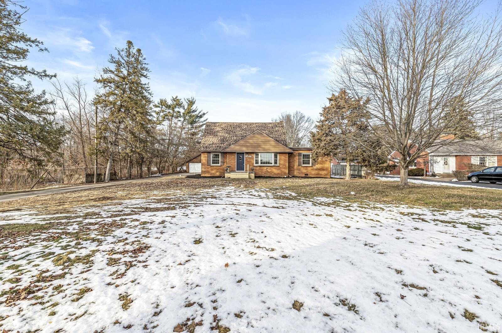 15923 Ireland Road Mishawaka, IN 46544 - Photo 2 of 36 Gallery Image 2