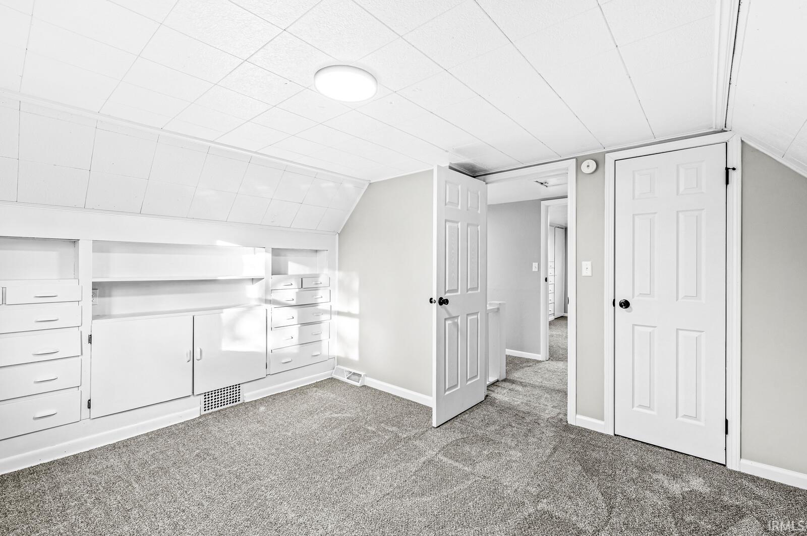 15923 Ireland Road Mishawaka, IN 46544 - Photo 22 of 36 Gallery Image 22