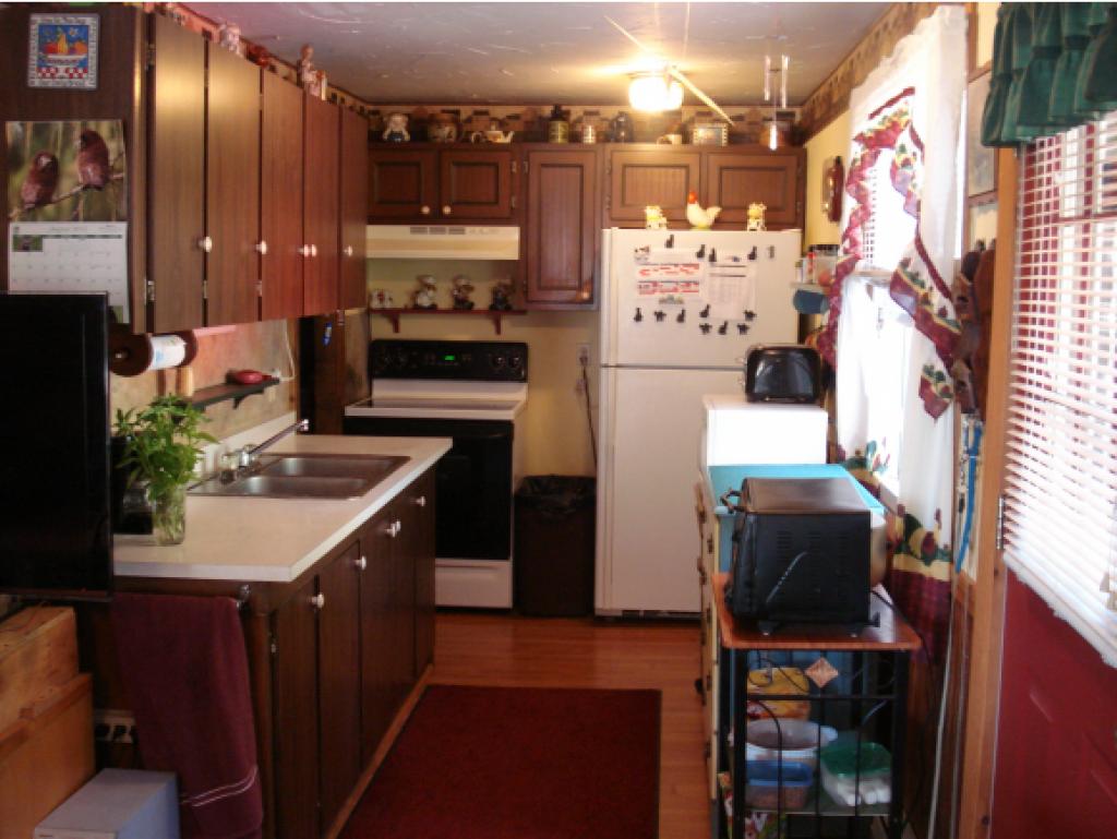 124 Straw Hill Road Claremont, NH 03743 - Photo 3 of 29 Gallery Image 3