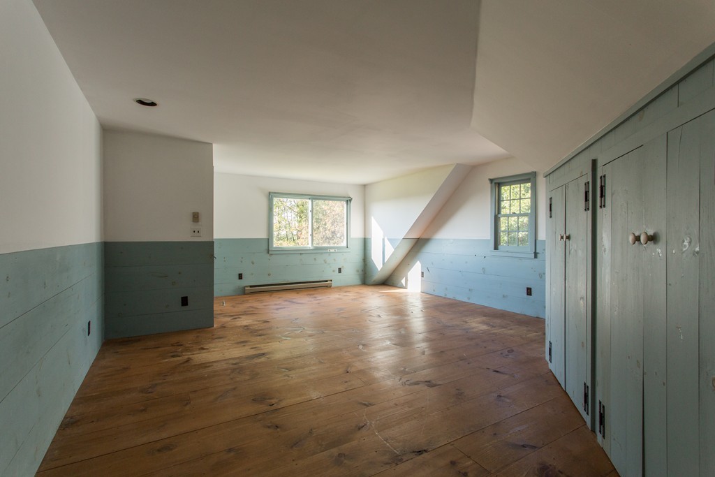 80 Cushman Road New Braintree, MA 01531 - Photo 24 of 30