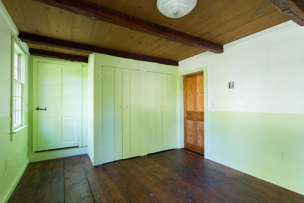 80 Cushman Road New Braintree, MA 01531 - Photo 25 of 30