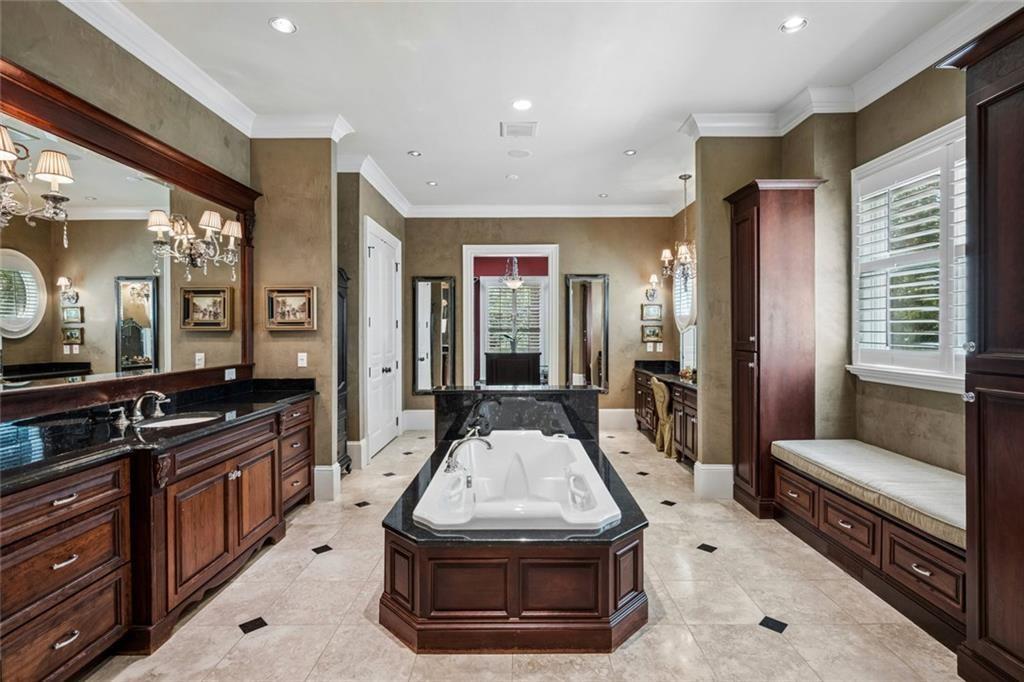 72 Blackland Road Northwest Atlanta, GA 30342 - Photo 73 of 152 Gallery Image 73