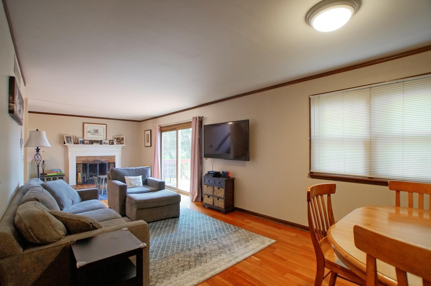 5859 Lawrence Road Cincinnati, OH 45248 - Photo 7 of 41