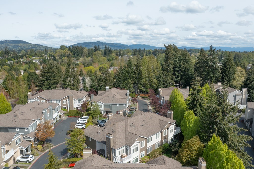 556 Anacortes Court Northeast, Unit 105 Renton, WA 98059 - Photo 27 of 28 Gallery Image 27
