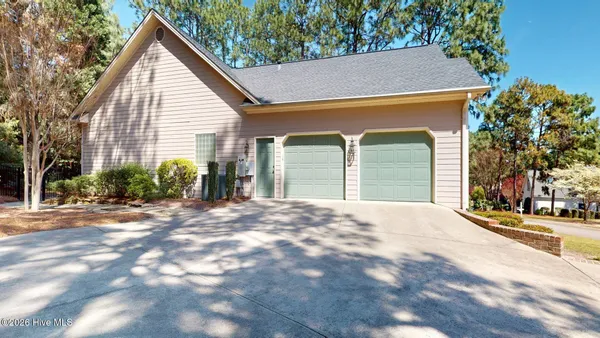 $529,000 | 30 Steeplechase Court, Southern Pines, NC 28387