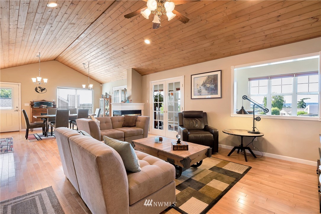 5592 Salish Road Blaine, WA 98230 - Photo 3 of 24 Gallery Image 3