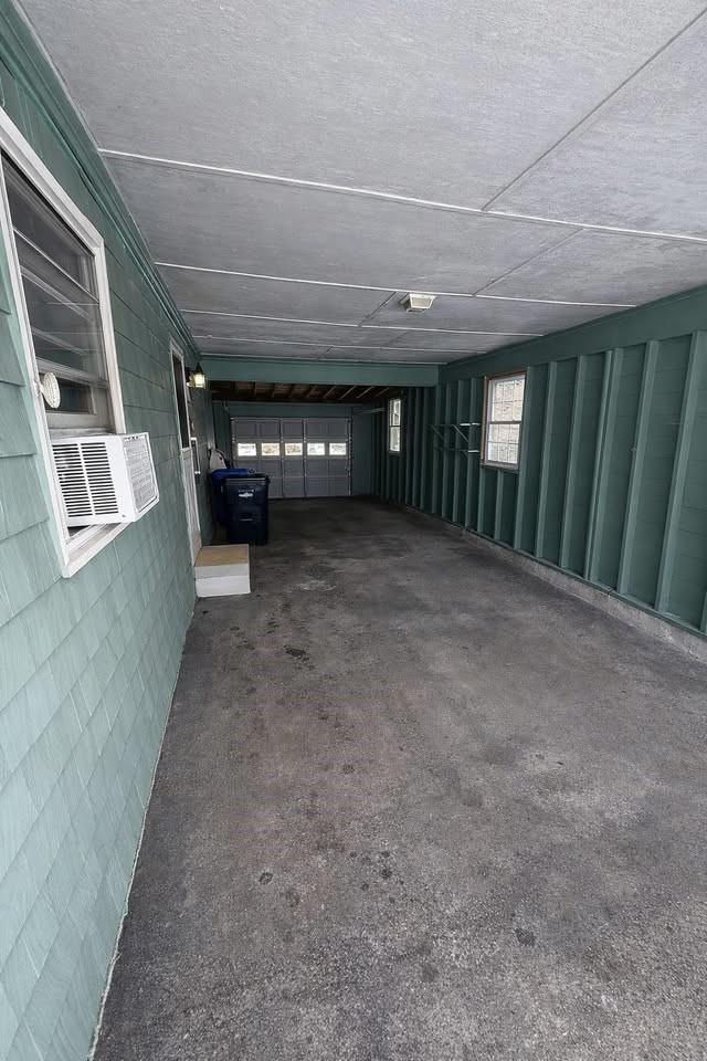 22 Overhill Road Warren, RI 02885 - Photo 2 of 7