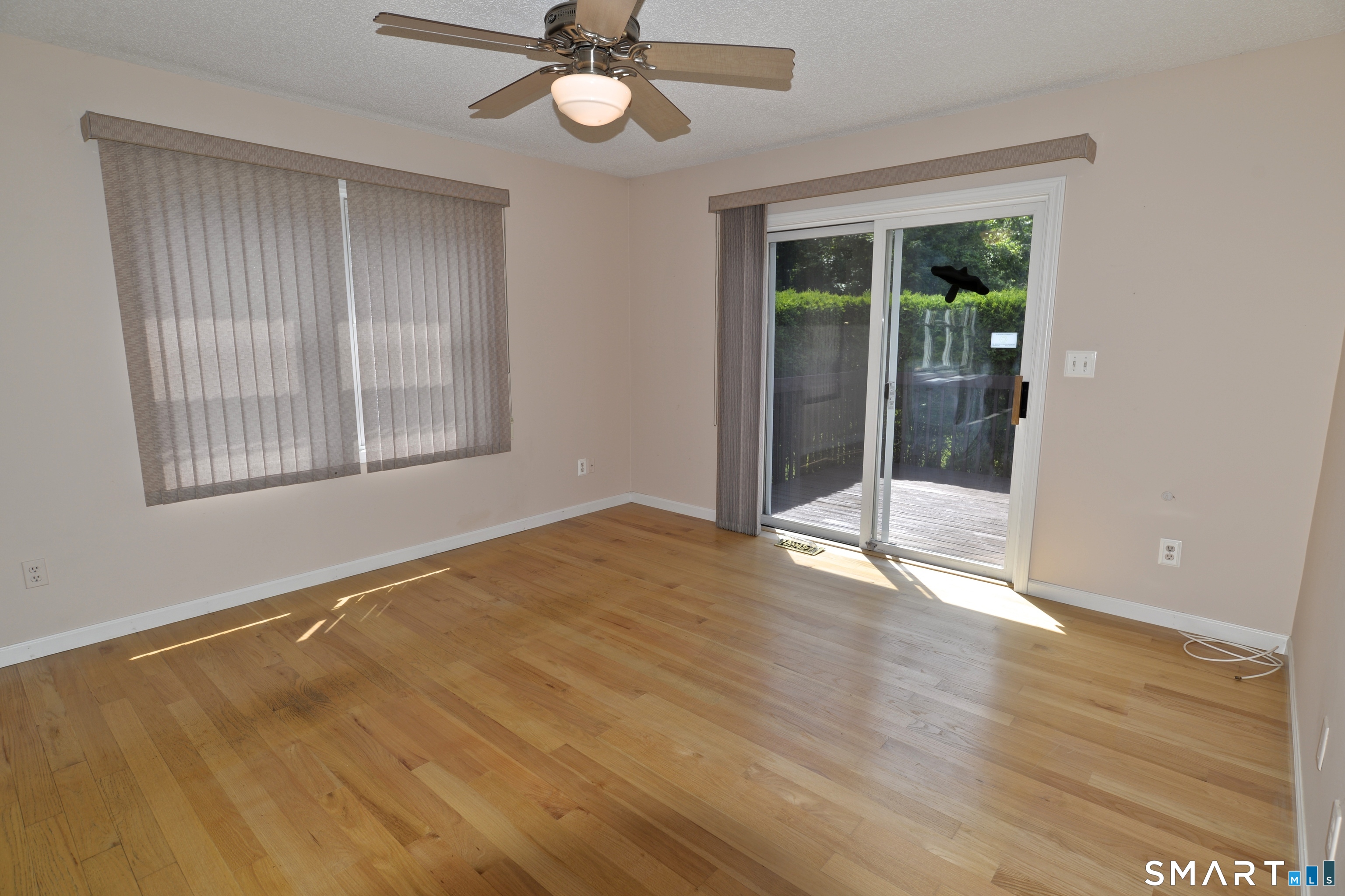 55 Canterbury Road, Unit 55 Hamden, CT 06514 - Photo 13 of 27