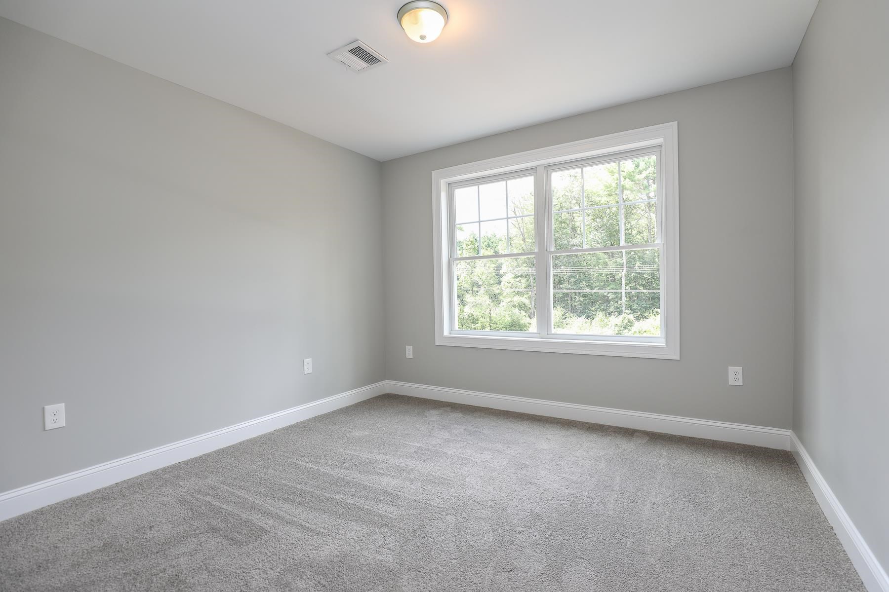 82 B Prescott Road Raymond, NH 03077 - Photo 18 of 37