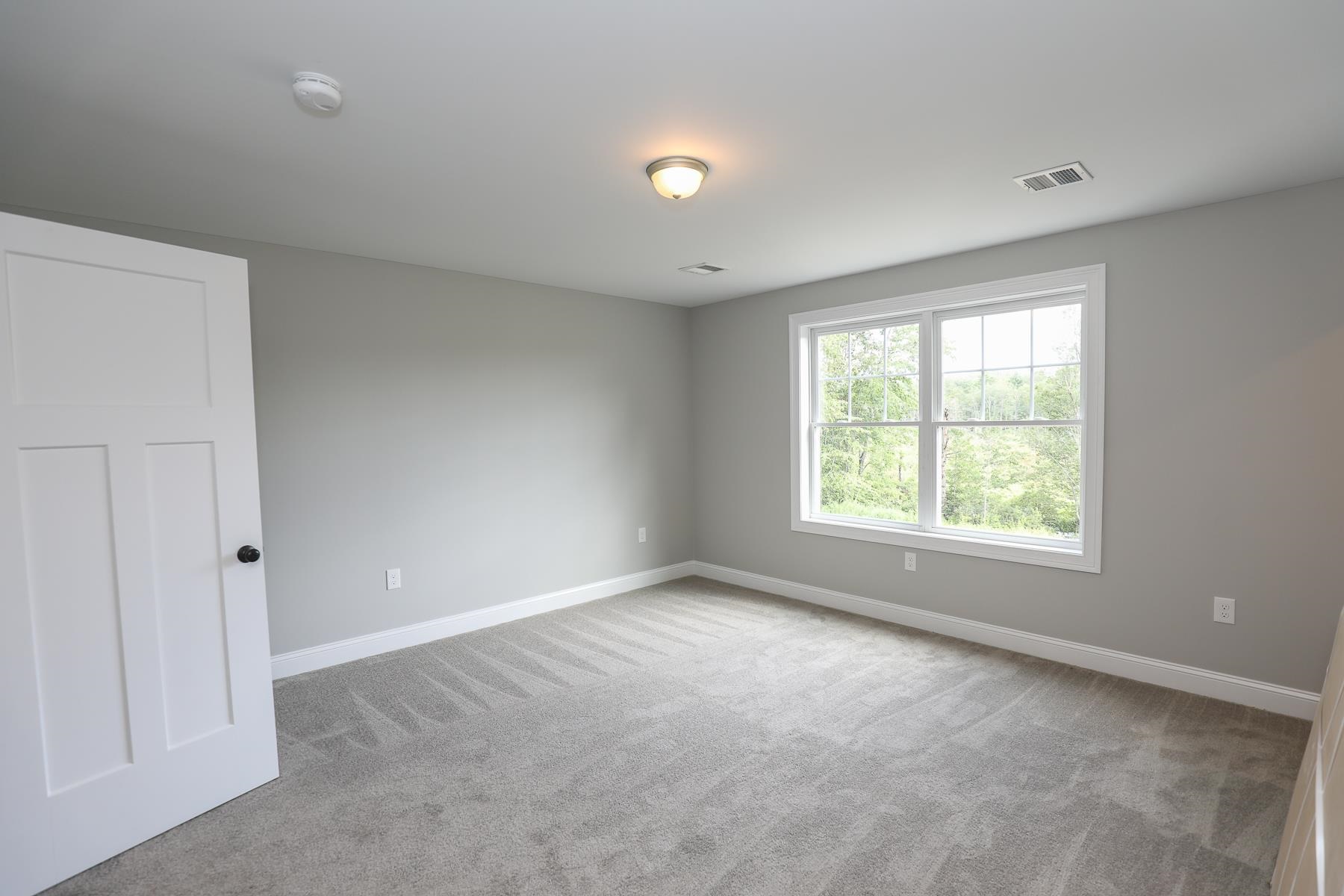82 B Prescott Road Raymond, NH 03077 - Photo 27 of 37