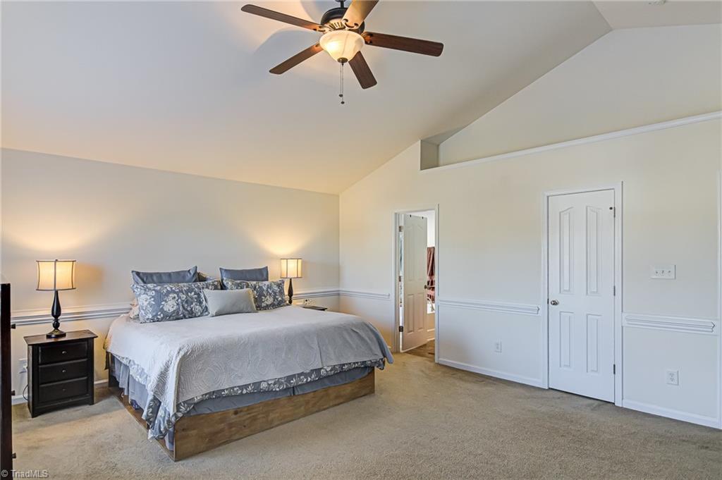 709 Spinning Wheel Point High Point, NC 27265 - Photo 25 of 41