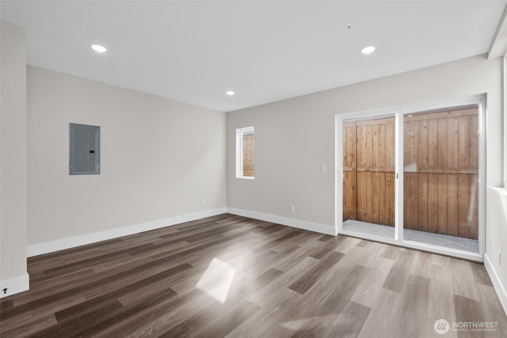503 Northeast 42nd Street Seattle, WA 98105 - Photo 6 of 18