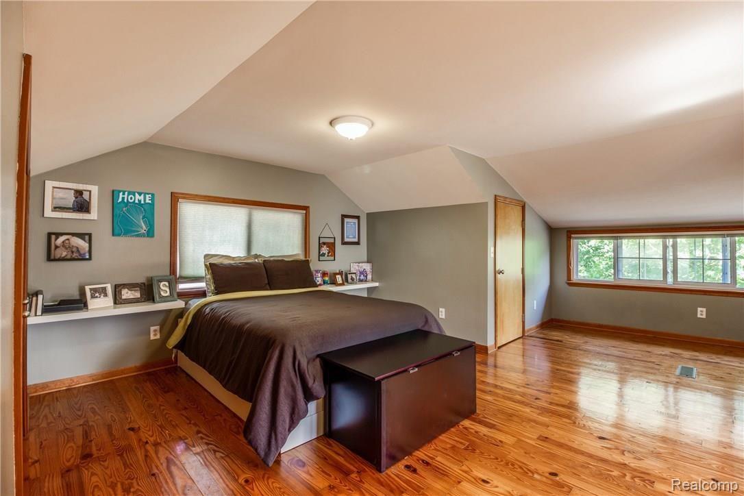 82 Wellesley Drive Pleasant Ridge, MI 48069 - Photo 27 of 45 Interiors (16 of 31).jpg