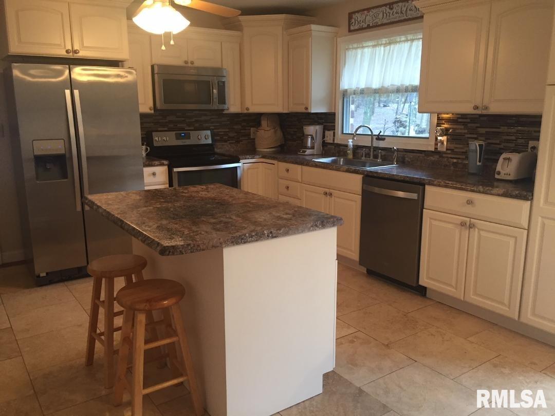 10372 Grassy Road Marion, IL 62959 - Photo 8 of 40