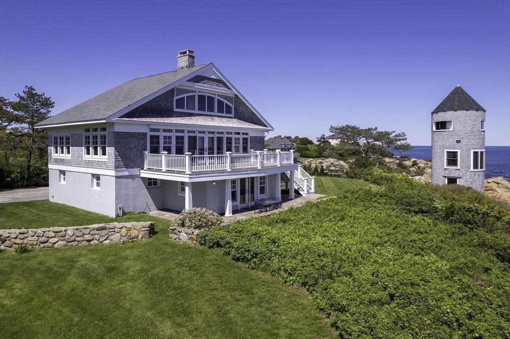 240 Atlantic Road Gloucester, MA 01930 - Photo 3 of 35