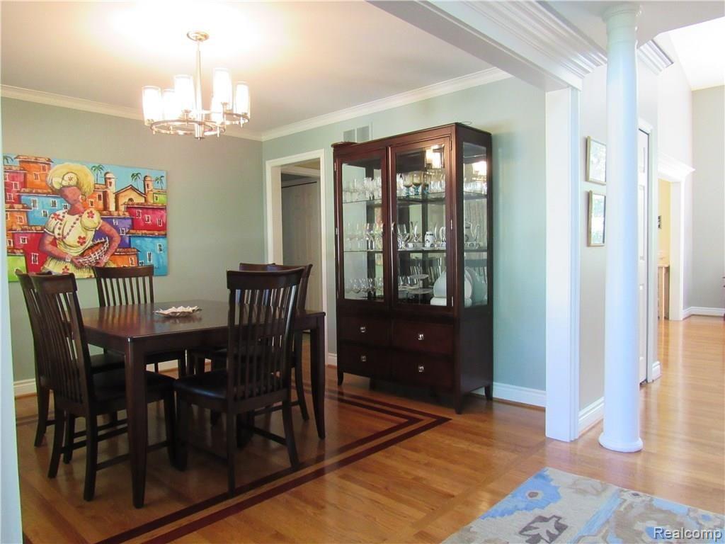 3853 Beechcrest Road Rochester Hills, MI 48309 - Photo 5 of 55