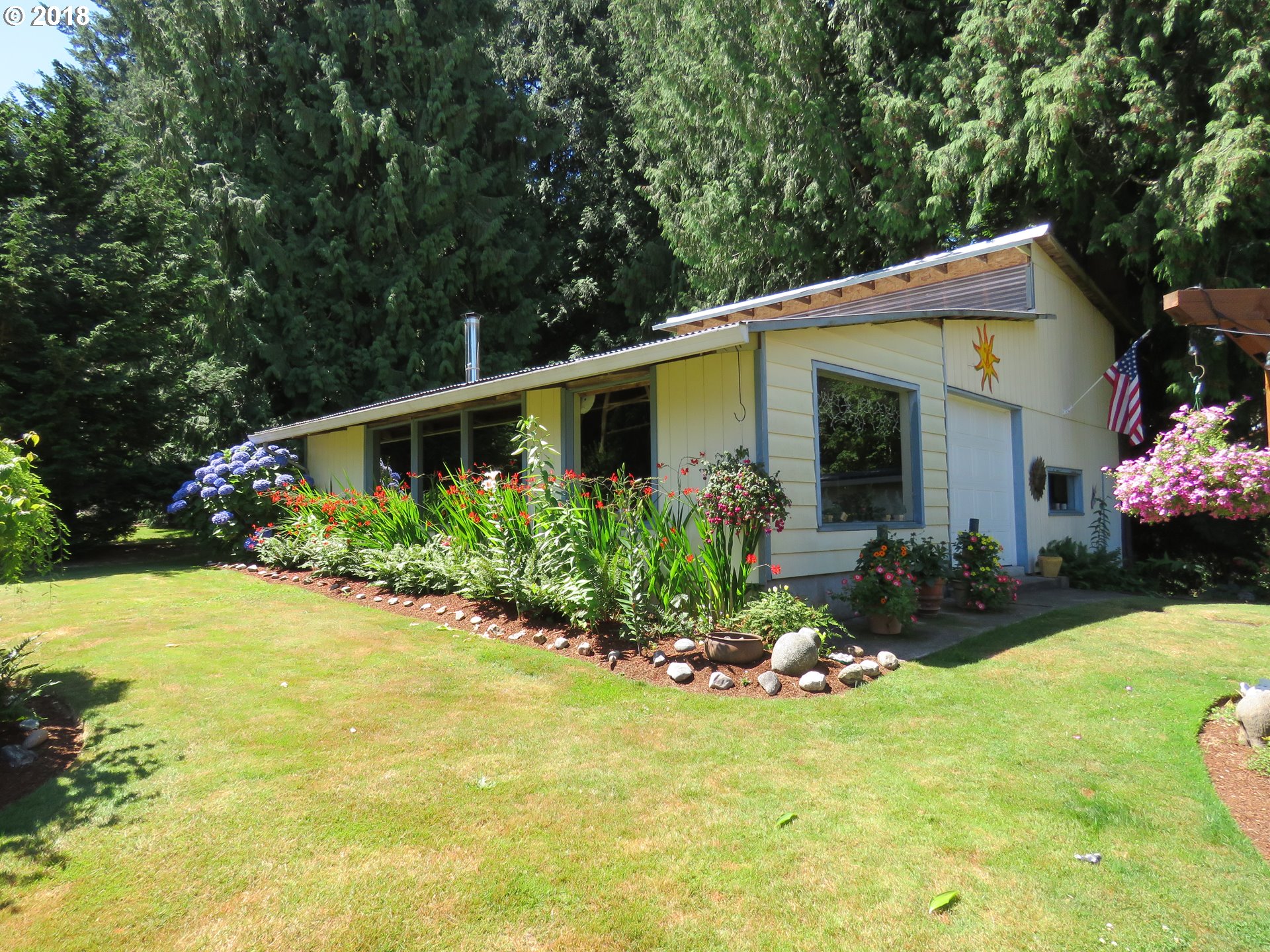 7635 Southeast Barbara Welch Road Portland, OR 97236 - Photo 19 of 26