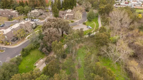 $1,438,000 | 104 Walnut Hill Court, Los Gatos, CA 95032