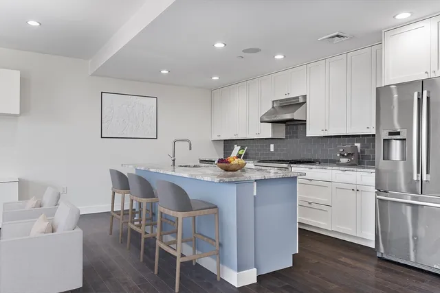 $1,070,000 | 309 E Street, Unit 36, Boston, MA 02127