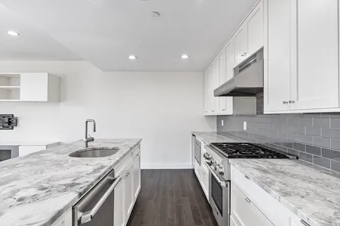 $1,070,000 | 309 E Street, Unit 36, Boston, MA 02127