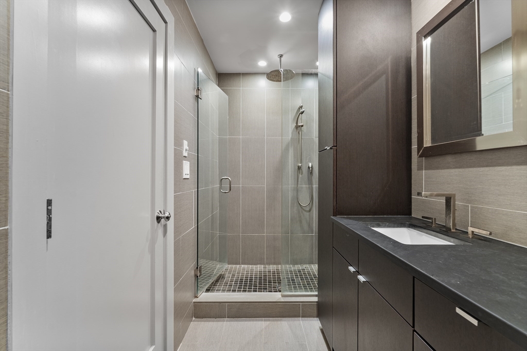 309 E Street, Unit 36 Boston, MA 02127 - Photo 9 of 17