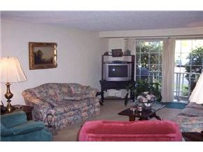 216 Cannongate III Road Nashua, NH 03063 - Photo 3 of 5 Gallery Image 3