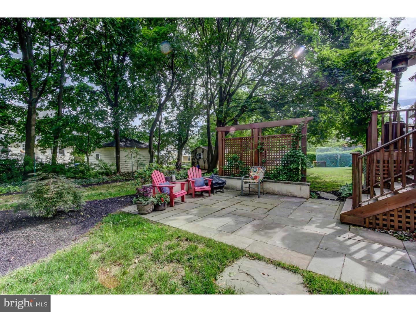 109 Decatur Road Havertown, PA 19083 - Photo 4 of 25