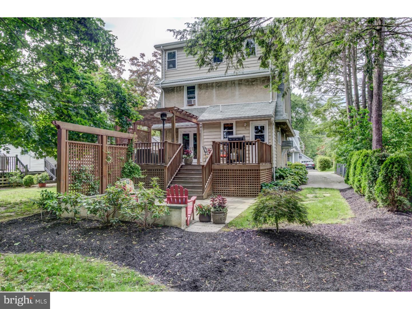 109 Decatur Road Havertown, PA 19083 - Photo 5 of 25 Exterior Back